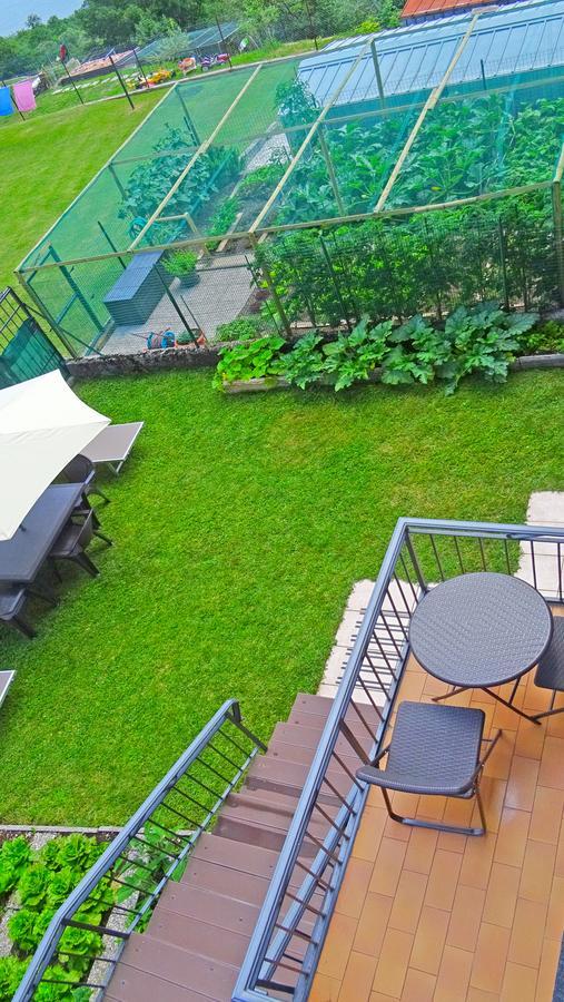 Casa Del Borgo Pregasio Garden And View By Gardadomusmea Villa Tremosine Exterior photo