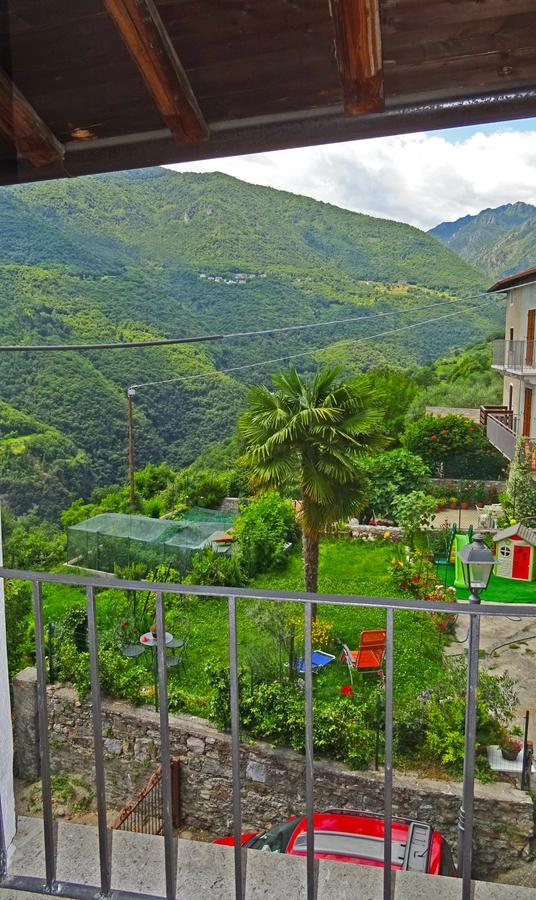 Casa Del Borgo Pregasio Garden And View By Gardadomusmea Villa Tremosine Exterior photo